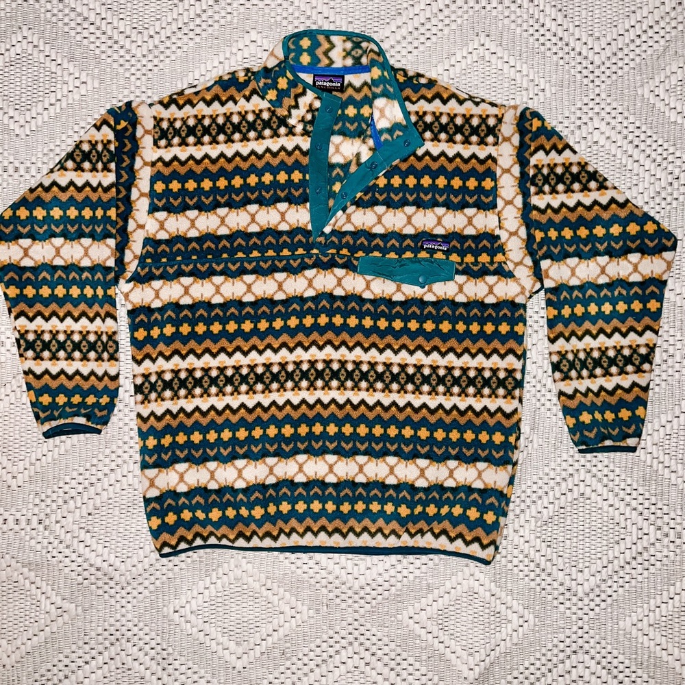 Vintage Patagonia Men's Synchilla Snap-T Fleece Pullover in XL.